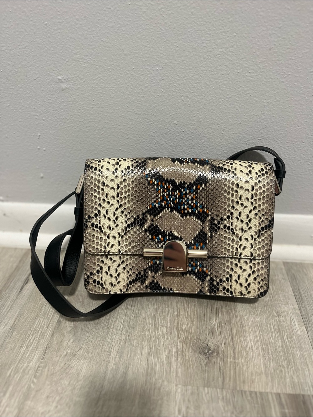 Massimo Dutti Genuine Leather Snake Print Crossbody Bag NWOT